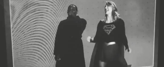 Супергерл и Марсианский охотник танцуют под Мадонну на съемках 4 сезона