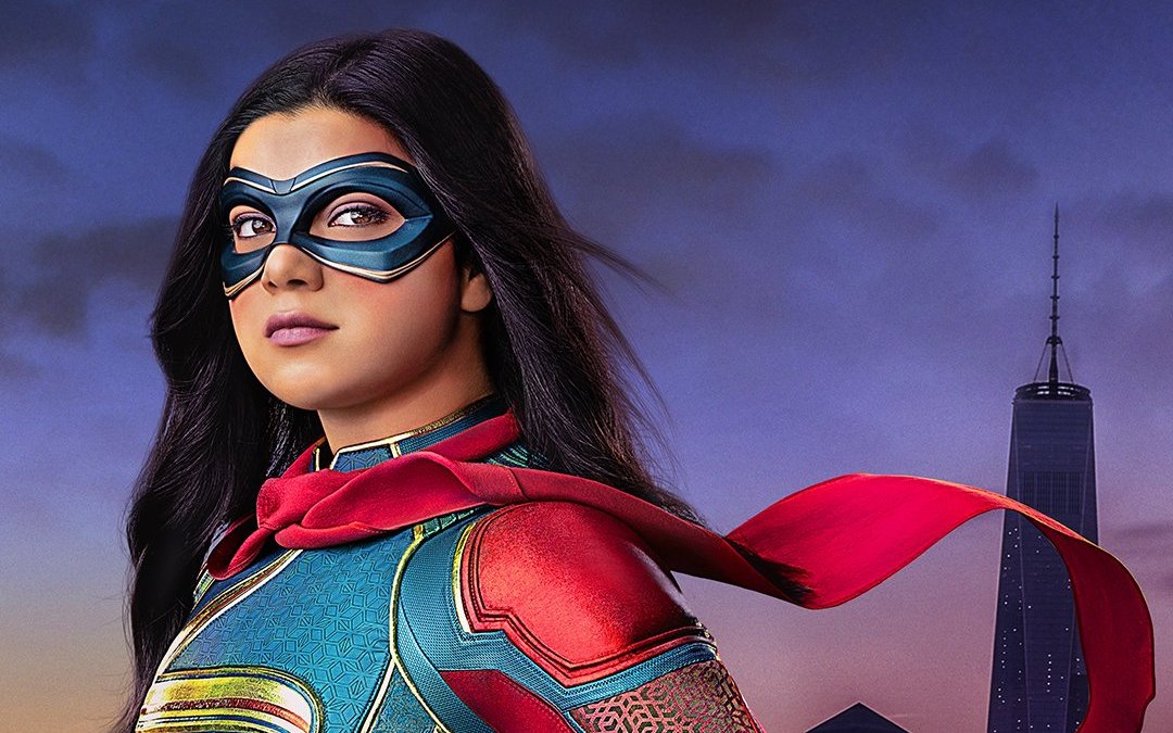 Постеры «Мисс Марвел» раскрывают костюм новой супергероини киновселенной Marvel