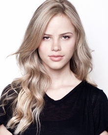 Голстон Сейдж / Halston Sage