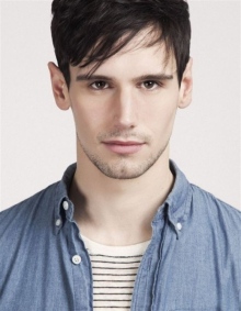 Кори Майкл Смит (Cory Michael Smith)