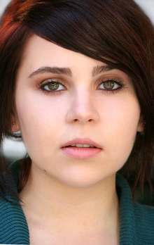 Мэй Уитман (Mae Whitman)