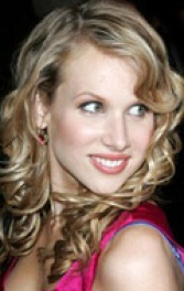 Люси Панч (Lucy Punch)