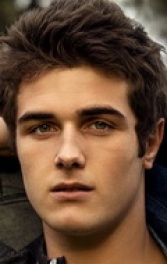 Бо Мірчофф (Beau Mirchoff)