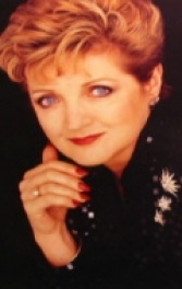 Джулія МакКензі (Julia McKenzie)