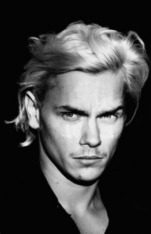 Рівер Фенікс (River Phoenix)