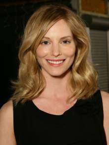 Сиенна Гиллори (Sienna Guillory)