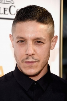 Тео Россі (Theo Rossi)