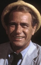 Даррен МакГейвін (Darren McGavin)