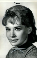 Луис Неттлтон (Lois Nettleton)