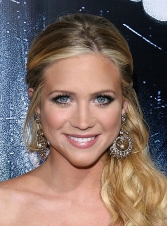 Бріттані Сноу / Brittany Snow