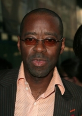 Кортни Б. Вэнс (Courtney B. Vance)