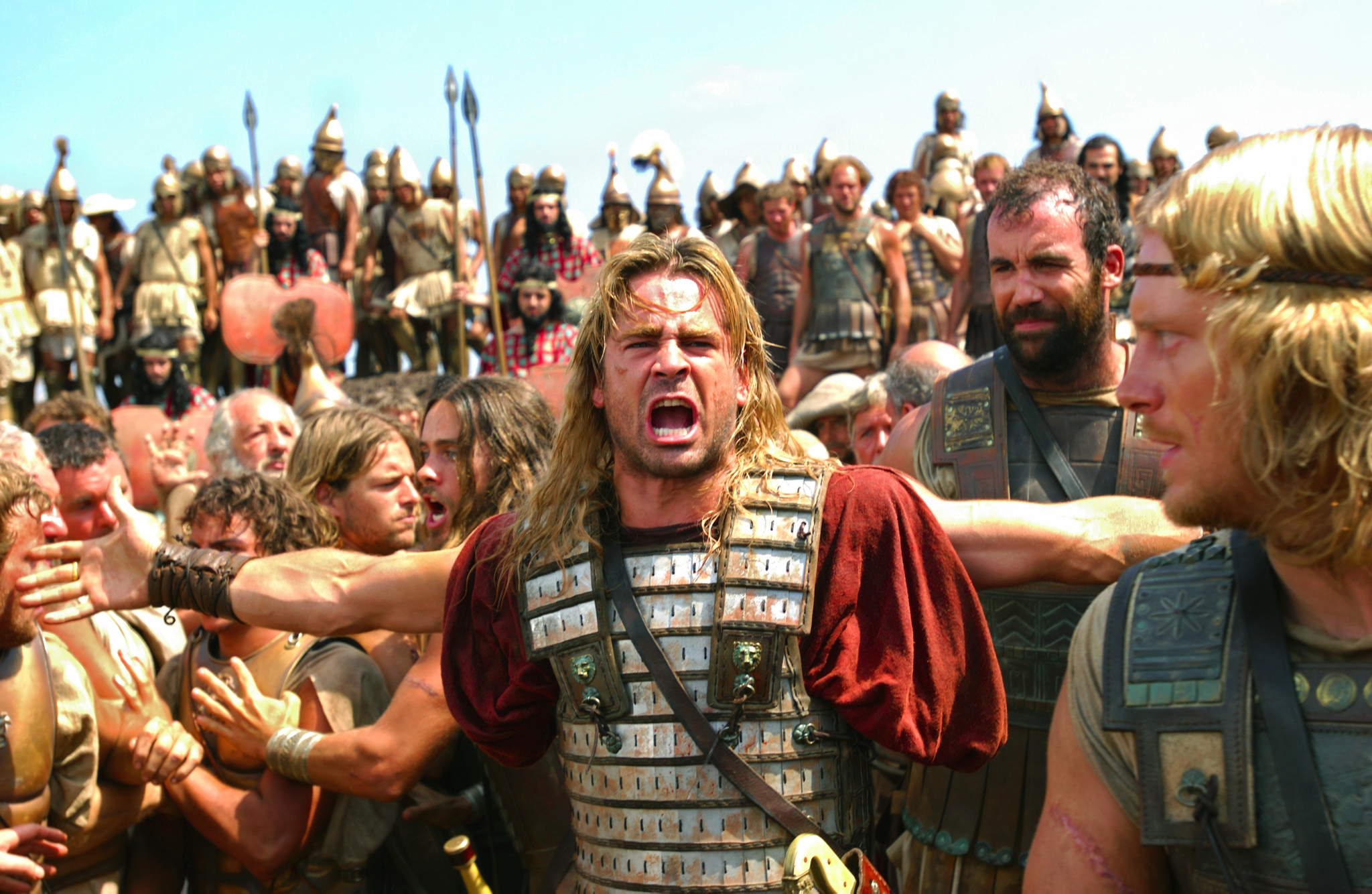 к концу 2011 года в городе проживало. к концу 2004 года в городе проживало. к концу 2005 года в городе проживало 43800 человек каждый. к концу 2011 года в городе проживало 102300. компания альфа начала инвестировать средства.