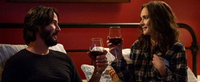 Киану Ривз и Вайнона Райдер воссоединяются в трейлере фильма «Пункт назначения: Свадьба»
