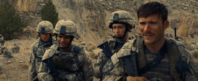 Орландо Блум и Скотт Иствуд становятся солдатами в трейлере фильма «Форпост»