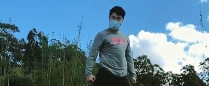 Зірка екшену «Шан-Чі» Сіму Лю показав крутий бойовий прийом