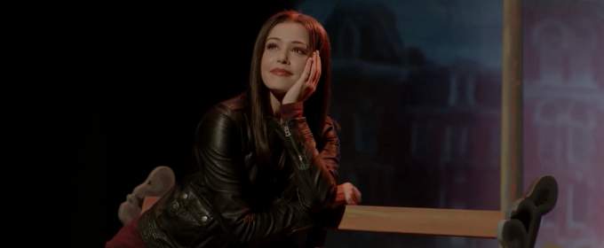 «Спадок»: «Єлена» співає про «Деймона» в новому фрагменті музичної серії 3 сезону